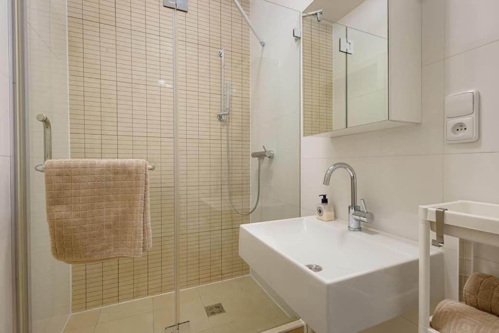 Deluxe Suite In Prime Location ปราก ภายนอก รูปภาพ